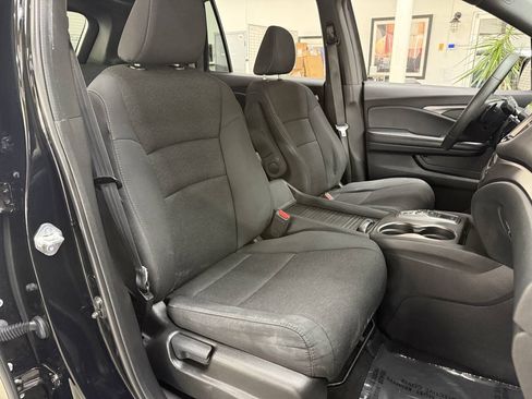 Used 2021 Honda Passport Sport image 17