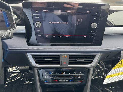 New 2025 Volkswagen Taos SEL image 23