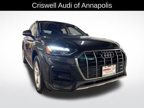 Used 2023 Audi Q5 2.0T Premium w/ Convenience Package AWD/4WD image 9