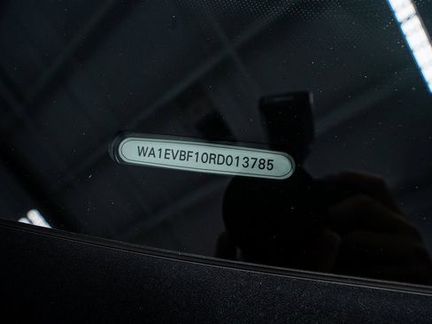 Used 2024 Audi Q8 Premium Plus w/ Premium Plus Package image 57