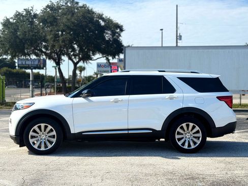 Used 2020 Ford Explorer Limited w/ Hybrid Equipment Group 310A image 2
