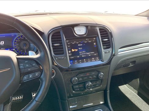 Used 2023 Chrysler 300 C RWD image 15
