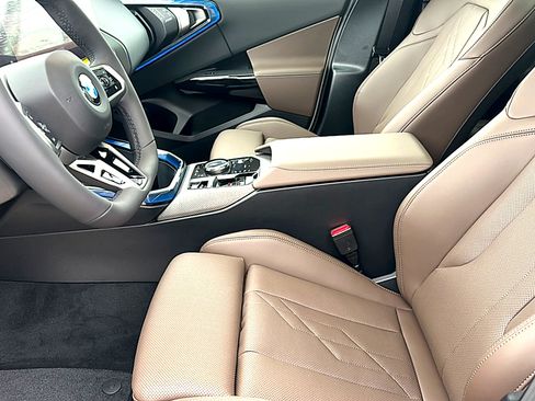 New 2026 BMW X3 xDrive30i w/ Premium Package AWD/4WD image 10