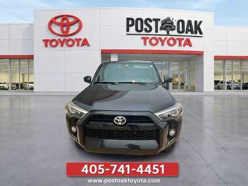 Used 2018 Toyota 4Runner SR5 Premium AWD/4WD image 13
