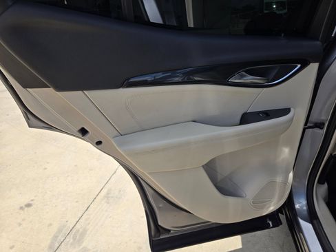 Certified 2022 Buick Envision Essence w/ Technology Package I FWD image 22