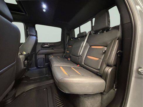 Used 2025 GMC Sierra 1500 AT4 w/ AT4 Premium Package AWD/4WD image 28