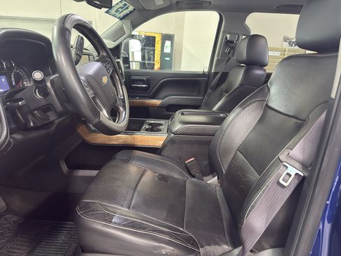 Used 2015 Chevrolet Silverado 2500 LTZ w/ Duramax Plus Package AWD/4WD image 8