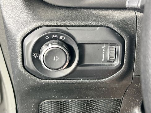 Used 2023 Jeep Wrangler Sport AWD/4WD image 10