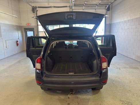 Used 2017 Jeep Compass Sport w/ Power Value Group AWD/4WD image 13