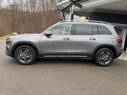 New 2026 Mercedes-Benz GLB 250 4MATIC image 2