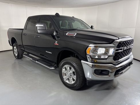 Used 2024 RAM 2500 Big Horn image 2