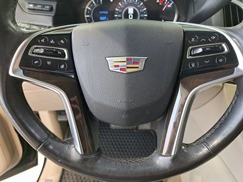 Used 2018 Cadillac Escalade Luxury image 9