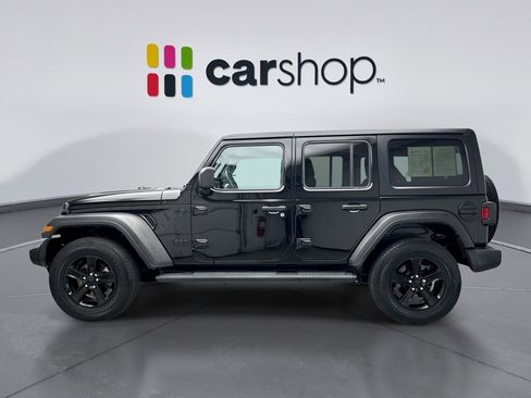 Used 2022 Jeep Wrangler Unlimited Sport AWD/4WD image 2