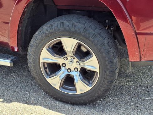 Used 2021 RAM 1500 Laramie AWD/4WD image 7
