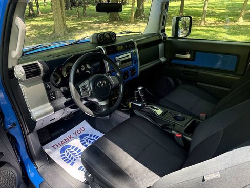 Used 2007 Toyota FJ Cruiser 4WD image 34