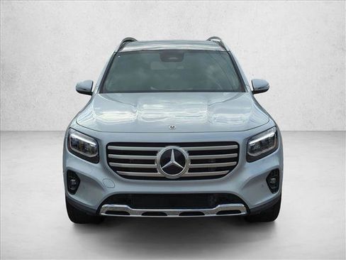 Used 2026 Mercedes-Benz GLB 250 image 5