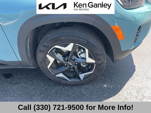 Certified 2025 Kia Seltos S AWD/4WD image 22
