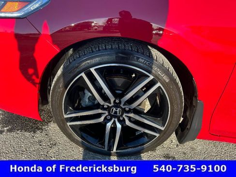 Certified 2017 Honda Accord Touring image 32