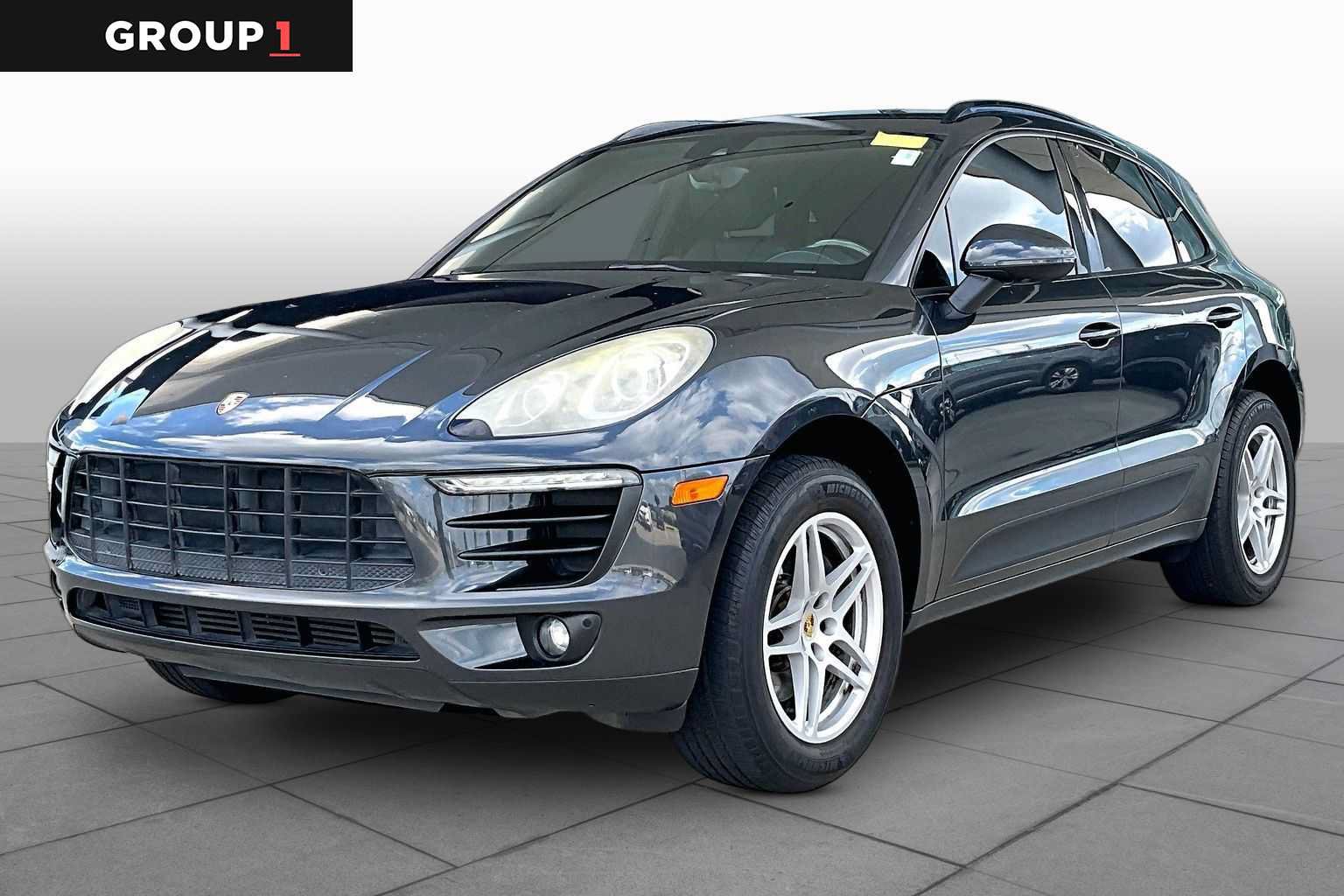 Used 2017 Porsche Macan AWD/4WD image 1