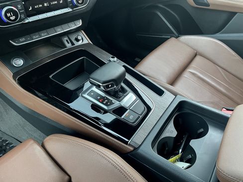 Certified 2024 Audi Q5 2.0T Premium Plus AWD/4WD image 8