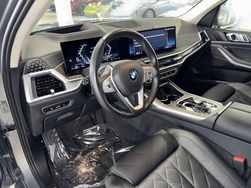 Used 2024 BMW X7 xDrive40i AWD/4WD image 21
