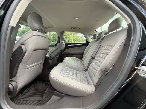 Used 2016 Ford Fusion S FWD image 14