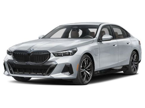 New 2027 BMW 550e xDrive AWD/4WD image 1