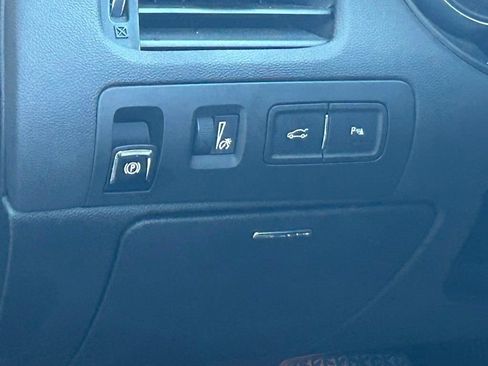 Used 2018 Chevrolet Impala LT w/ Sunroof and Spoiler Package FWD image 36