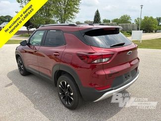 Used 2022 Chevrolet TrailBlazer LT w/ LPO, Blackout Package AWD/4WD video 3