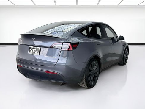 Used 2023 Tesla Model Y Performance AWD/4WD image 4