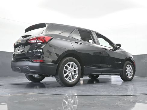 Used 2023 Chevrolet Equinox LS FWD image 56