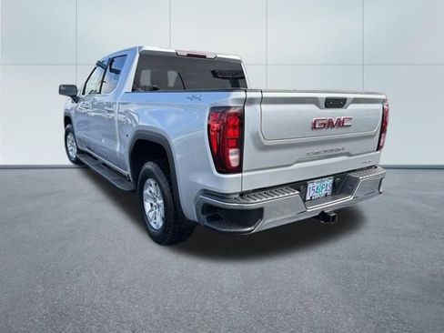 Used 2022 GMC Sierra 1500 SLE AWD/4WD image 8