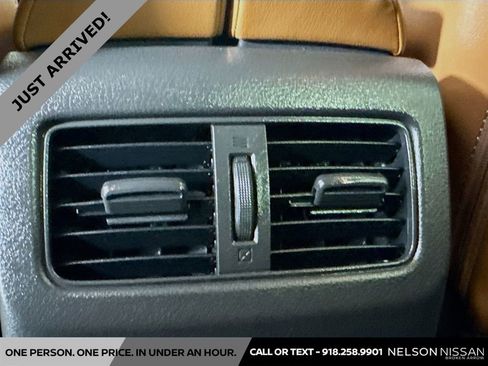 Certified 2025 Nissan Rogue Platinum image 27