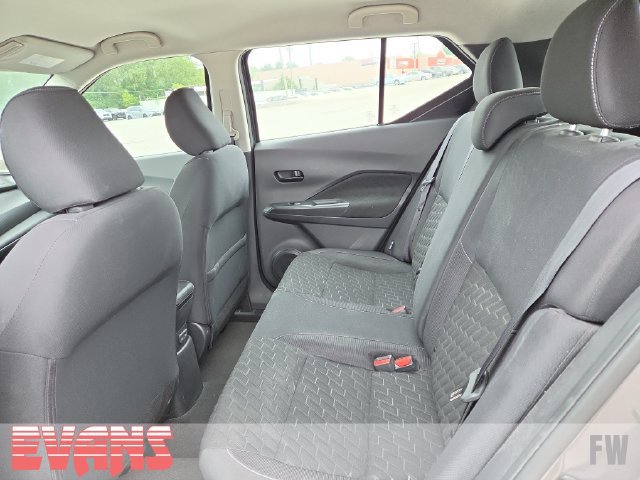 Used 2021 Nissan Kicks S FWD image 20