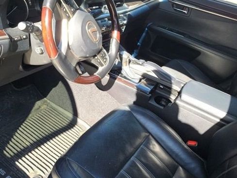 Used 2018 Lexus ES 300h w/ Luxury Package image 1