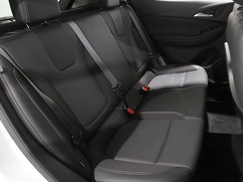 Certified 2022 Buick Encore GX Preferred w/ Cold Weather Comfort Package image 17