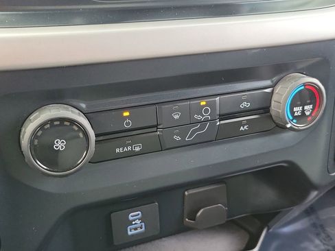 Used 2023 Ford F150 XLT image 9