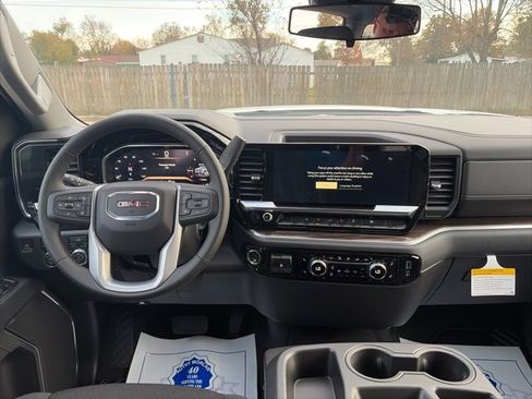 New 2026 GMC Sierra 1500 Elevation image 14