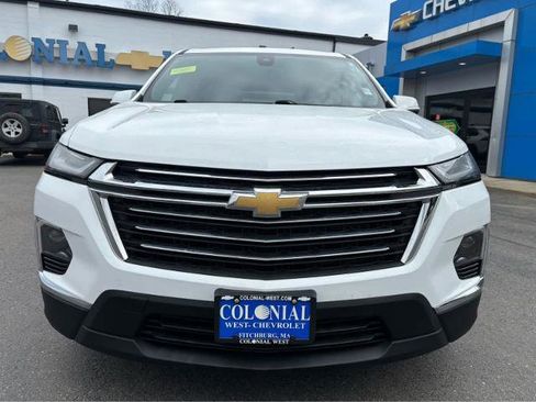 Used 2023 Chevrolet Traverse LT image 16