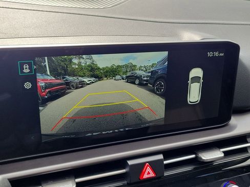 New 2026 Kia Sportage EX FWD image 32