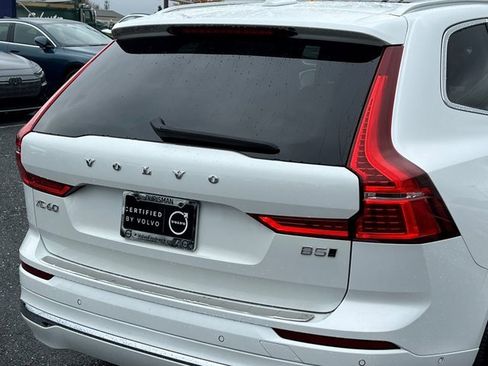 Certified 2022 Volvo XC60 B5 Inscription w/ Advanced Package image 8