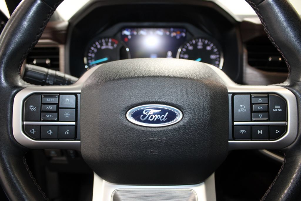 Used 2024 Ford Expedition Limited AWD/4WD image 46