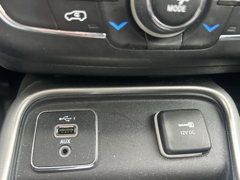 Used 2020 Jeep Compass Latitude image 21