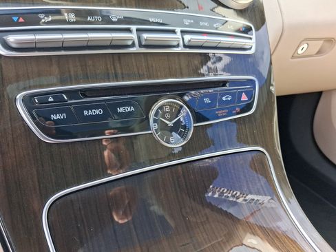 Used 2018 Mercedes-Benz C 300 Sedan image 19