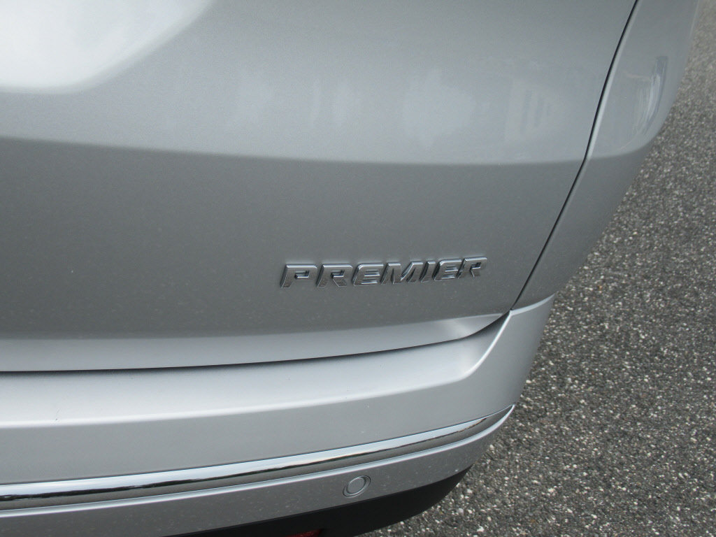 Used 2020 Chevrolet Traverse Premier FWD image 7