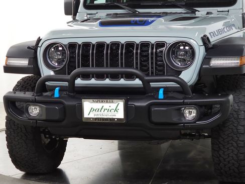 Used 2023 Jeep Wrangler Unlimited Rubicon 4xe AWD/4WD image 13