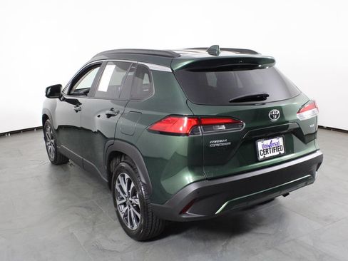 Used 2023 Toyota Corolla Cross XLE w/ Convenience Package FWD image 15