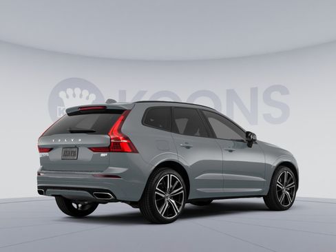 Used 2021 Volvo XC60 T6 Momentum w/ Protection Package Premier AWD/4WD image 4