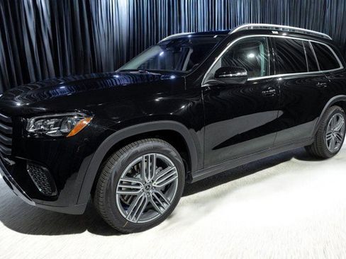 Certified 2026 Mercedes-Benz GLS 450 4MATIC image 1