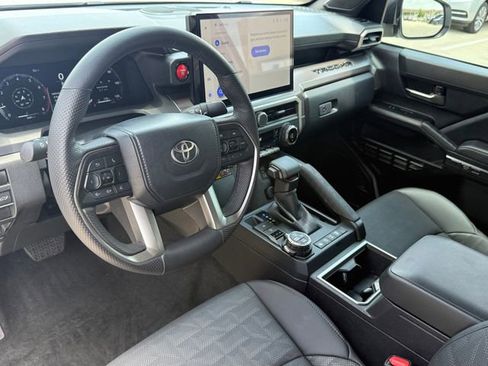 Used 2024 Toyota Tacoma TRD Off-Road w/ TRD Off Road Premium Package AWD/4WD image 9